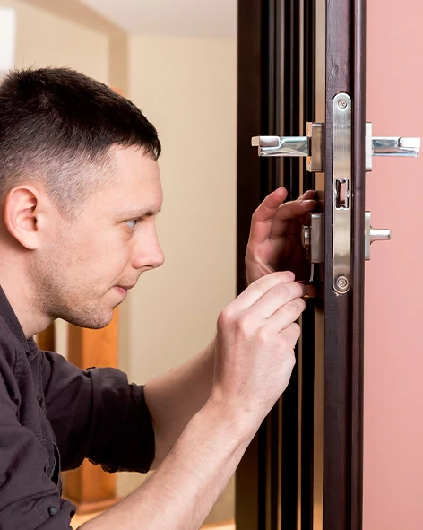 : Professional Locksmith For Commercial And Residential Locksmith Services in Palmdale, CA