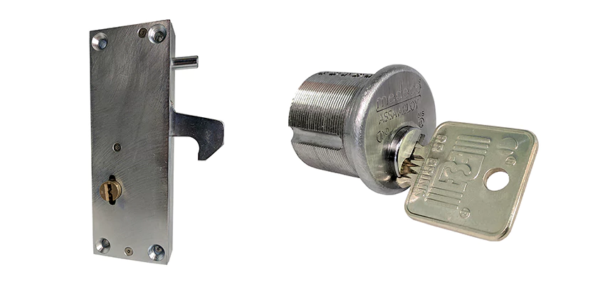 RR Fence Gates Brink Locks Repair in Palmdale, California