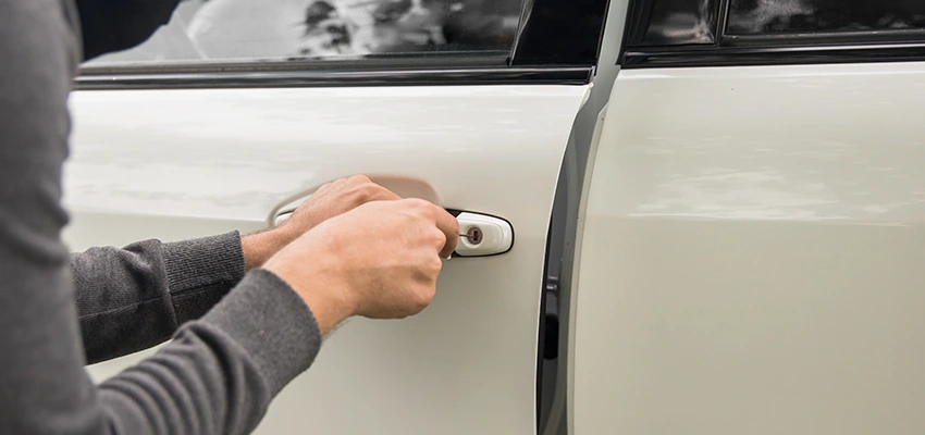 Unlock Car Door Service in Palmdale, CA
